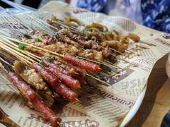 -老街烧烤大排档·地道湖北菜·龙虾馆(汉口火车站店)