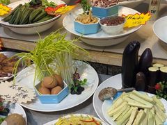 -乔家小院•本地小海鲜•非遗驴肉(万年泉路店)