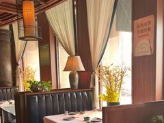 -八府香鸭·啫啫煲(华山路店)