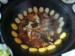 鲶鱼-铁锅炖活鱼