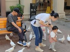-王府井奥莱临潼小镇(临潼店)