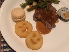 -青岛海尔洲际酒店