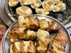 -围炉肉舍•炭烤活鳗•丹东海鲜烤肉(步行街店)