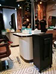 -PE SALON