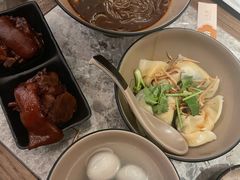 -和子足浴SPA会馆(东方之门店)