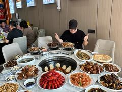 -丹水桥地锅鱼·翘嘴鲌·地方特色全鱼宴(丹江口大坝店)