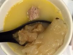 -鲜入围煮花胶鸡海鲜火锅