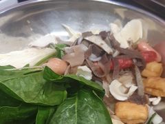 -醉人椒麻辣香锅(王府井喜悦店)