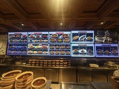 -八府香鸭·啫啫煲(华山路店)