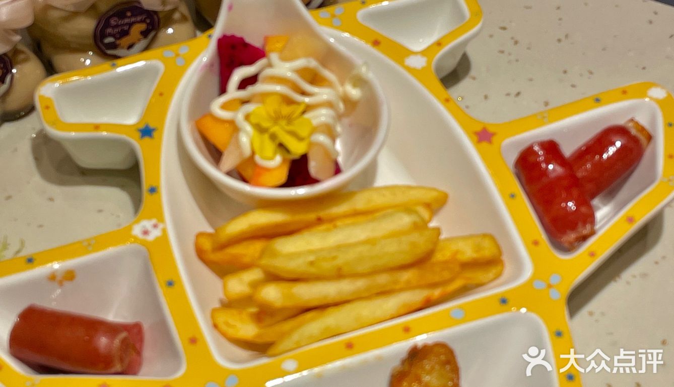 淋上黑椒汁后口感超级好！小孩子吃吃是江江好滴！
