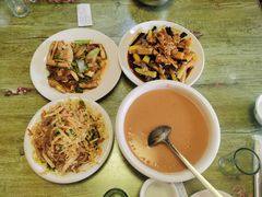 奶香花生糊-华春餐馆(鱼山路店)