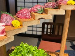 -山川小町·极番烧肉(新地假日广场店)