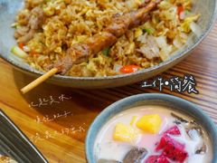 -塔哈尔·新疆盛宴(城西银泰店)