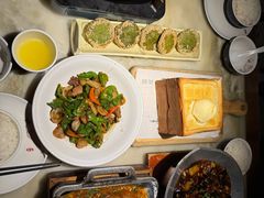 -绿茶餐厅(成都大悦城店)