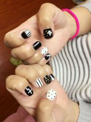 -小红楼美甲美容中心