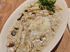 -玛格萝妮比萨屋(四平店)