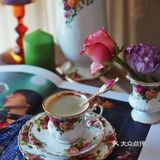 一定是忘记了，花。阿尔伯特的杯型是我永远喜欢的