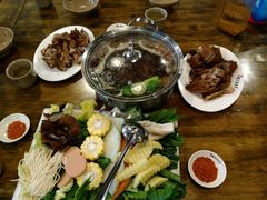 -老鼎万春卤菜(鹭湖宫8区店)