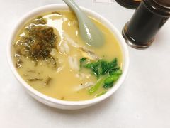 小胃口黄鱼面-明呈黄鱼面馆(斜土路店)