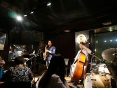 android_upload_pic-东岸Cafe 爵士俱乐部