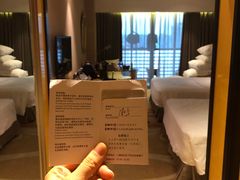 -永恒朗悦酒店(广西大学地铁站大学东路万达广场店)