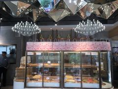 面包甜点陈列柜-奈雪的茶(大梅沙8号仓店)