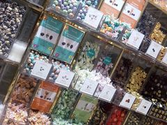 零售区-VENCHI 闻绮(北京国贸商城店)