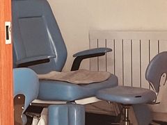 -世龙世家灰指甲鸡眼脚气甲沟炎跖疣护理(通州店)