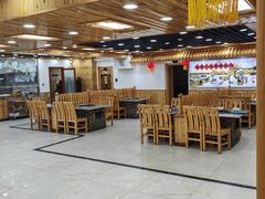 -屯老二农家铁锅炖·行业领军者(梅江店)