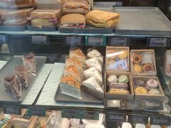 -星巴克臻选(杭州嘉里中心1F店)