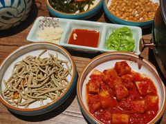 -明洞阿姨·韩式酱蟹烤肉·创意料理(三元桥店)