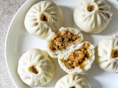 土猪肉老面小笼包-坊门老街(宜山路店)