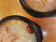 -长寿参鸡汤(朝韩风情街店)