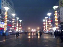 -巴陵广场