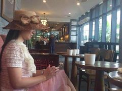 -星巴克(南宁民歌湖店)