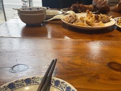 -老天桥酱肉烧饼夹肘子(天桥店)