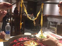 -纸盐河码头火锅(十八梯店)