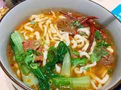 香辣牛肉面-面乙新派手擀面(大悦城店)