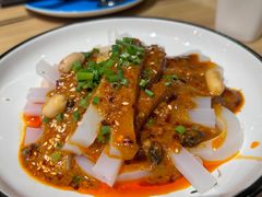 -渝信川菜 · 川味家常菜(财富购物中心店)