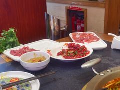-沸炉重庆老火锅(军事博物馆店)