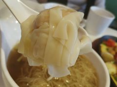 -新大咀港式茶餐厅(宝山万达店)