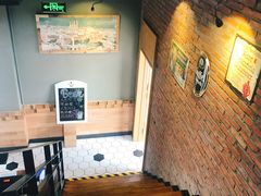 -LENBACH兰巴赫西餐啤酒坊(大连东港店)