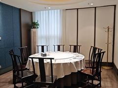 -梅花香里大酒店(郁金香路店)