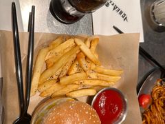 -J Create城市露营咖啡·简餐·宠物(上海动物园店)