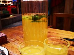 -老滇山寨•云南特色菜•地方菜•民族风情歌舞表演(金碧店)