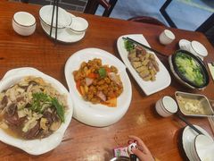 -姐妹鸭仔饭店(湾南路店)