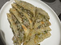 冷饭加肉麦饼-荣家小吃(紫阳街店)
