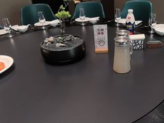 -忆江南·临江鱼馆