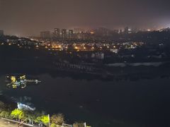 -红方格精致酒店(泸州金融中心万象汇店)