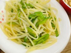 土豆丝-珊珊小笼馆(仙霞路店)